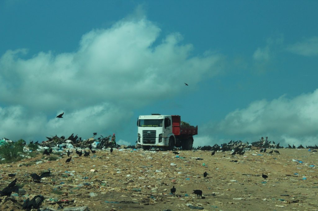 FOTO: Lixão de Tefé-AM/Divulgação