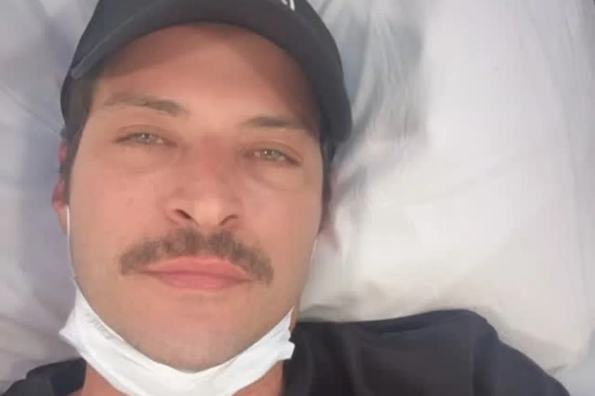Após passar mal, Leandro Lima deixa hospital após ingerir gasolina por engano