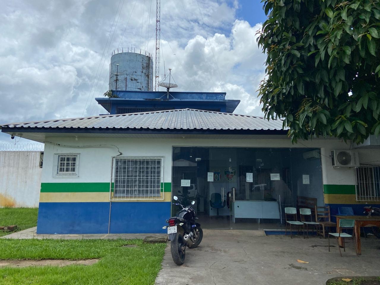 Homem é preso por estuprar e ameaçar vizinha de 19 anos em Juruá