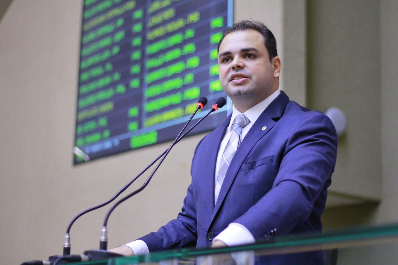 Projeto busca reduzir uso de plásticos nas escolas do Amazonas