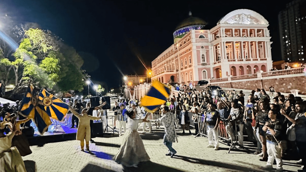 Vila da Barra lança samba-enredo ‘A Ópera dos Imortais’ neste sábado