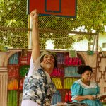 ‘Dona Batata’ emociona crianças e celebra 35 anos do Pintando o 7