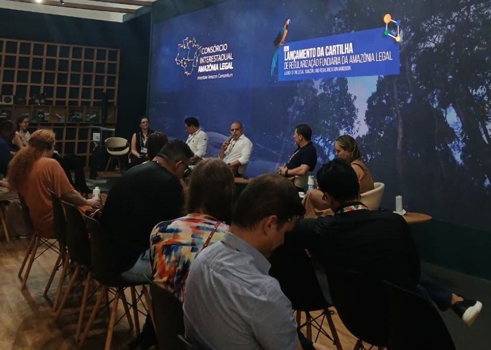 Regularização fundiária em foco: Sect lança cartilha e participa de reunião na COP30