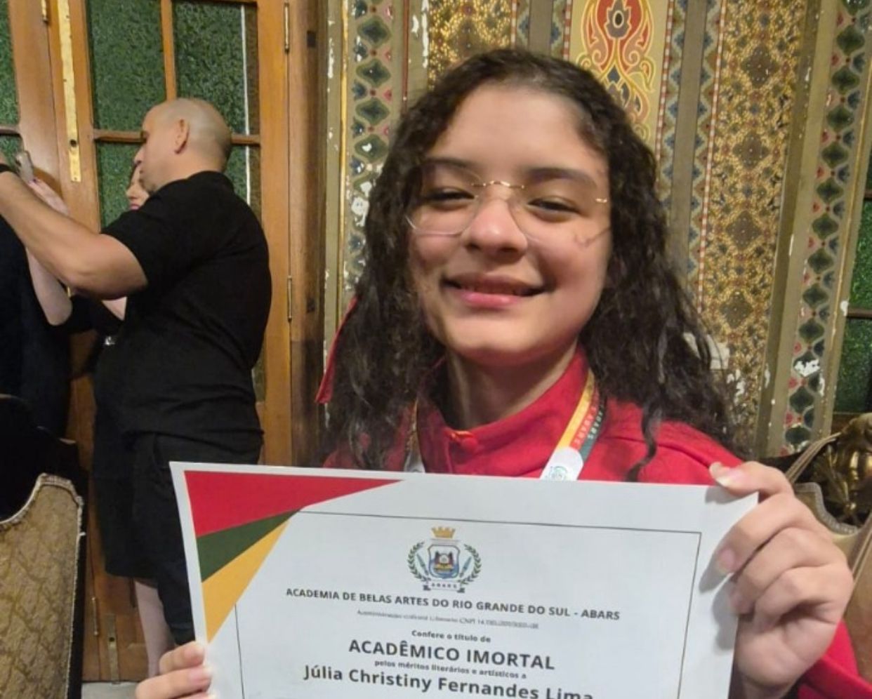 Escritora amazonense toma posse na Academia de Belas Artes do Rio Grande do Sul