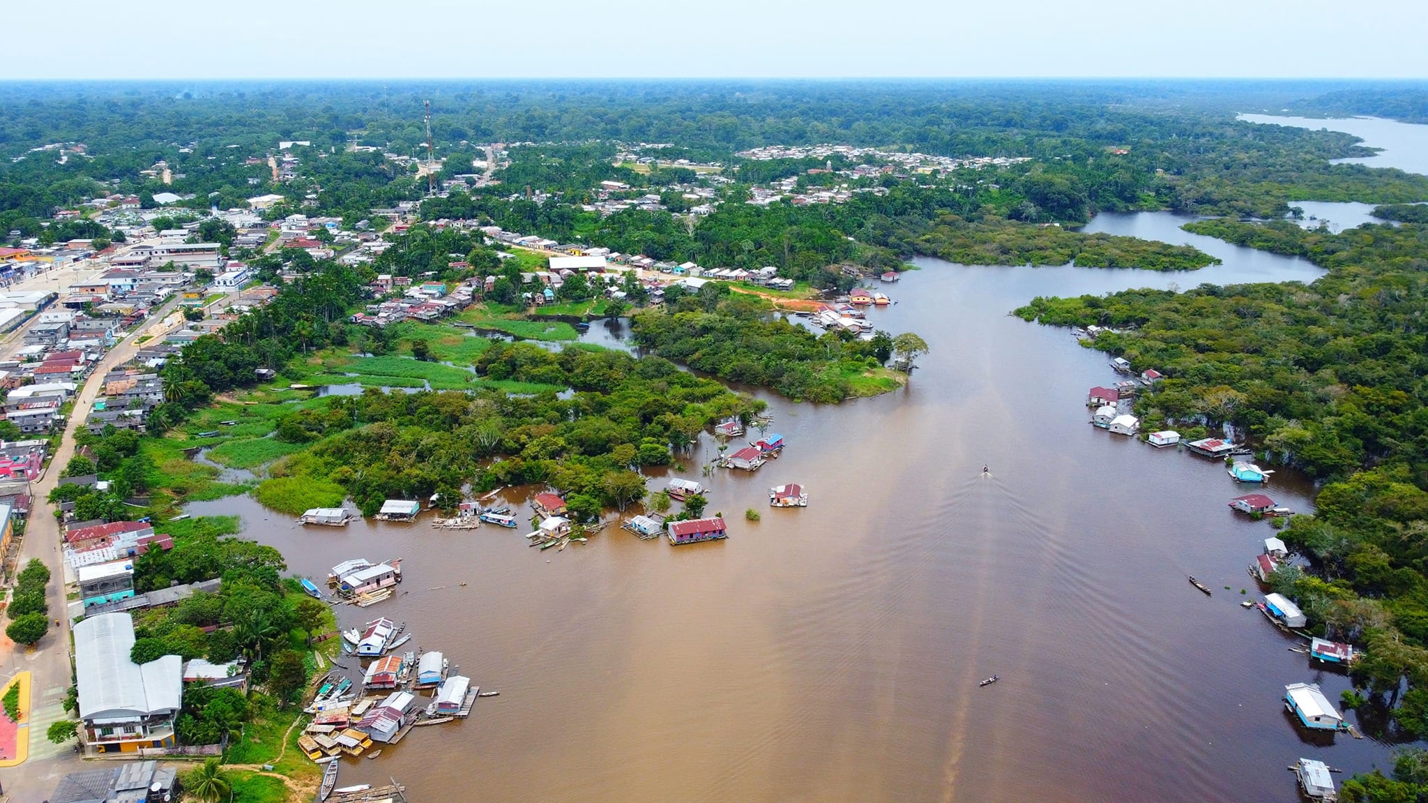 Contratações para evento religioso em Alvarães ampliam questionamentos