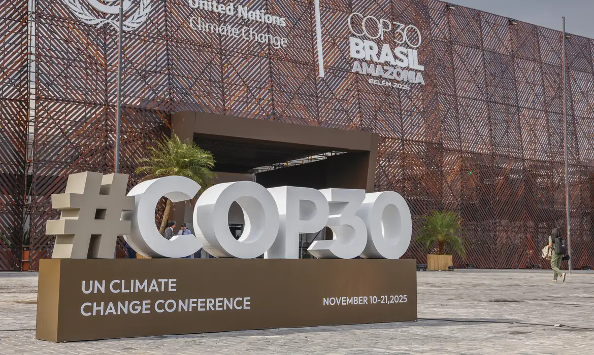 COP30 em Belém: líderes mundiais discutem transição energética e financiamento climático