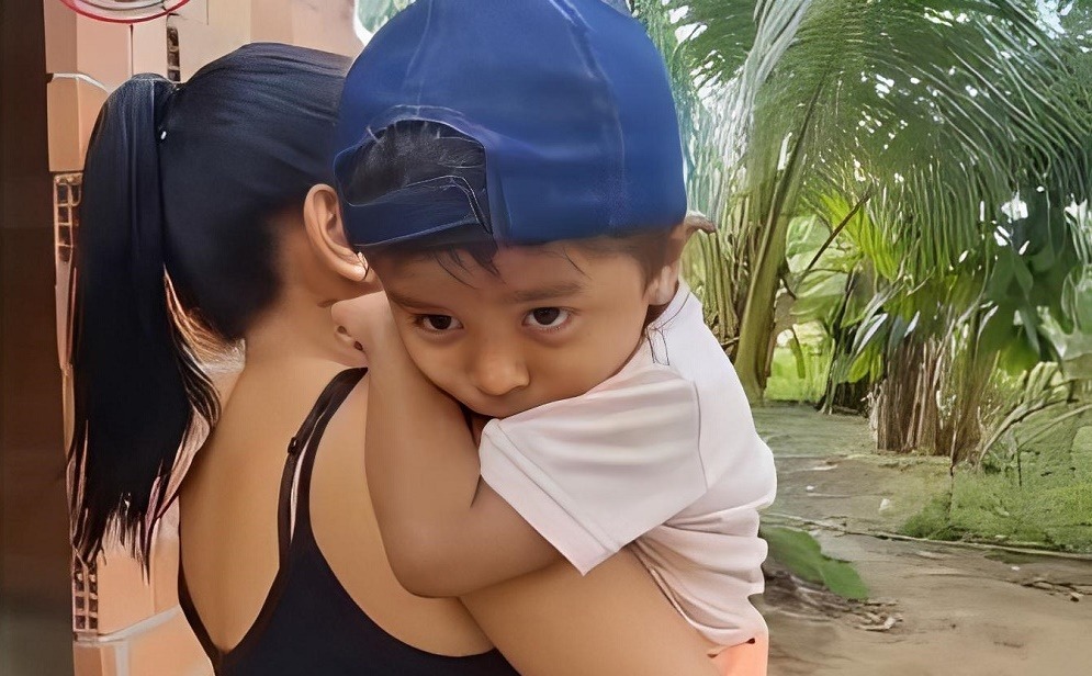 Criança morre em fossa de construção após ser salva de engasgo em Manacapuru