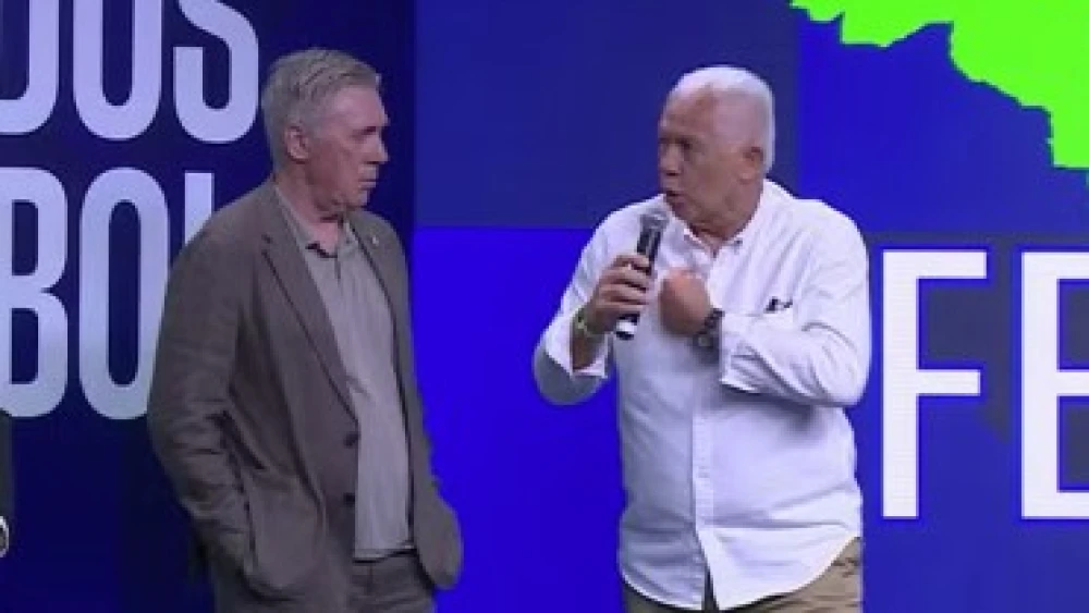 Técnicos brasileiros criticam Ancelotti