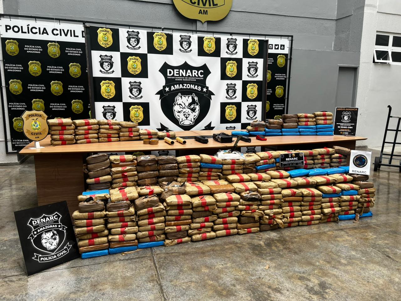 Suspeito é preso com 300 kg de skunk avaliados em R$ 5,5 milhões em Manaus