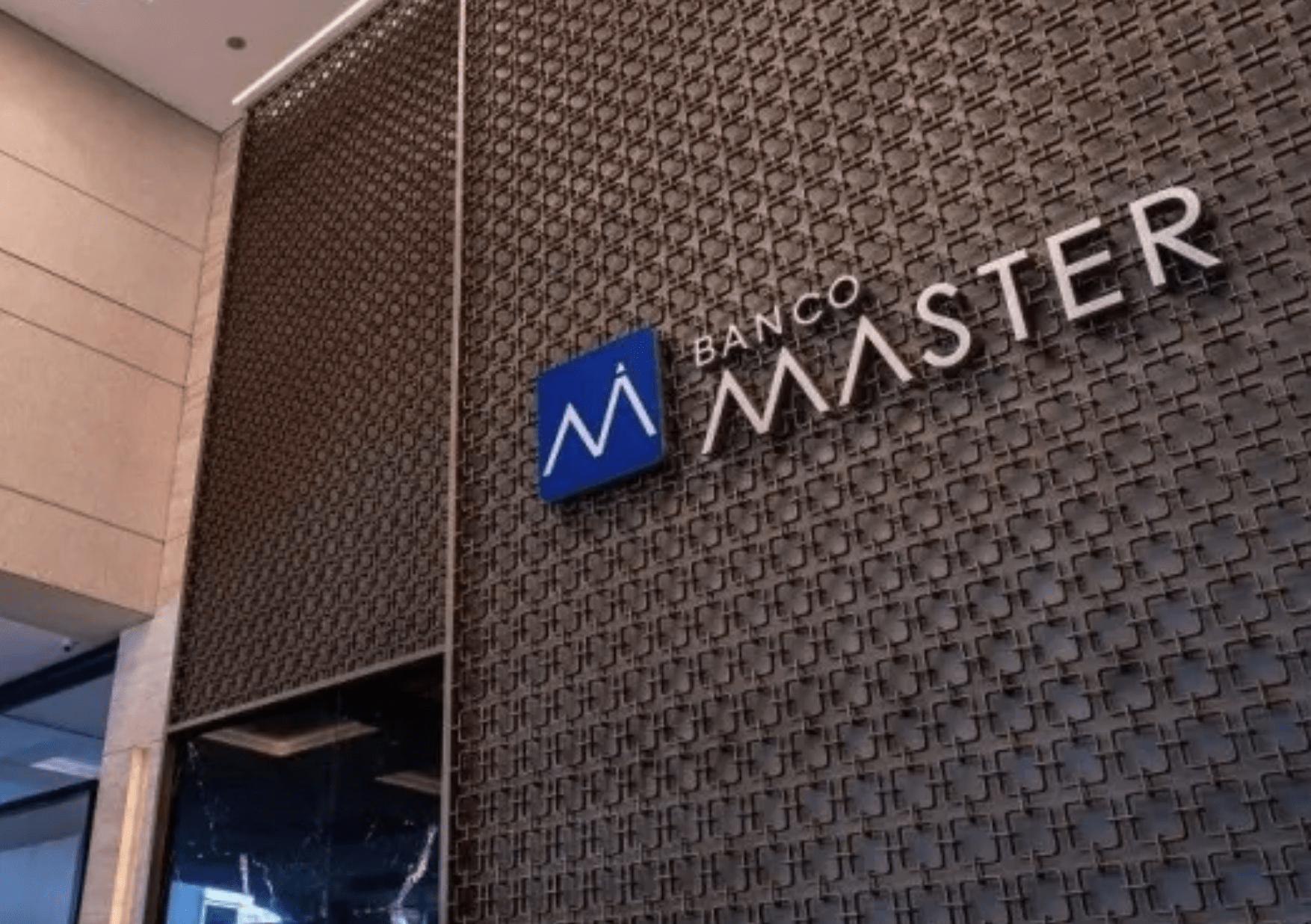 A Face Oculta da Modernização Financeira: O Caso Master e o Controle do Dinheiro no Brasil