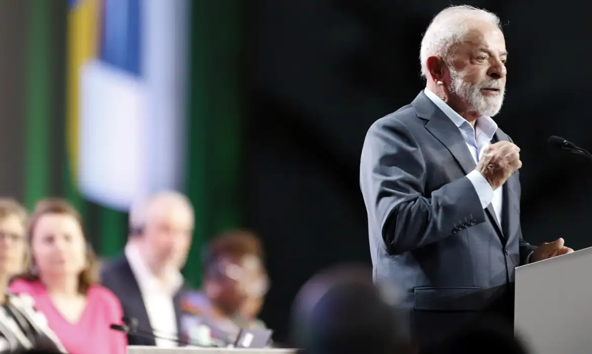Lula defende transição justa e criação de Conselho do Clima na COP30