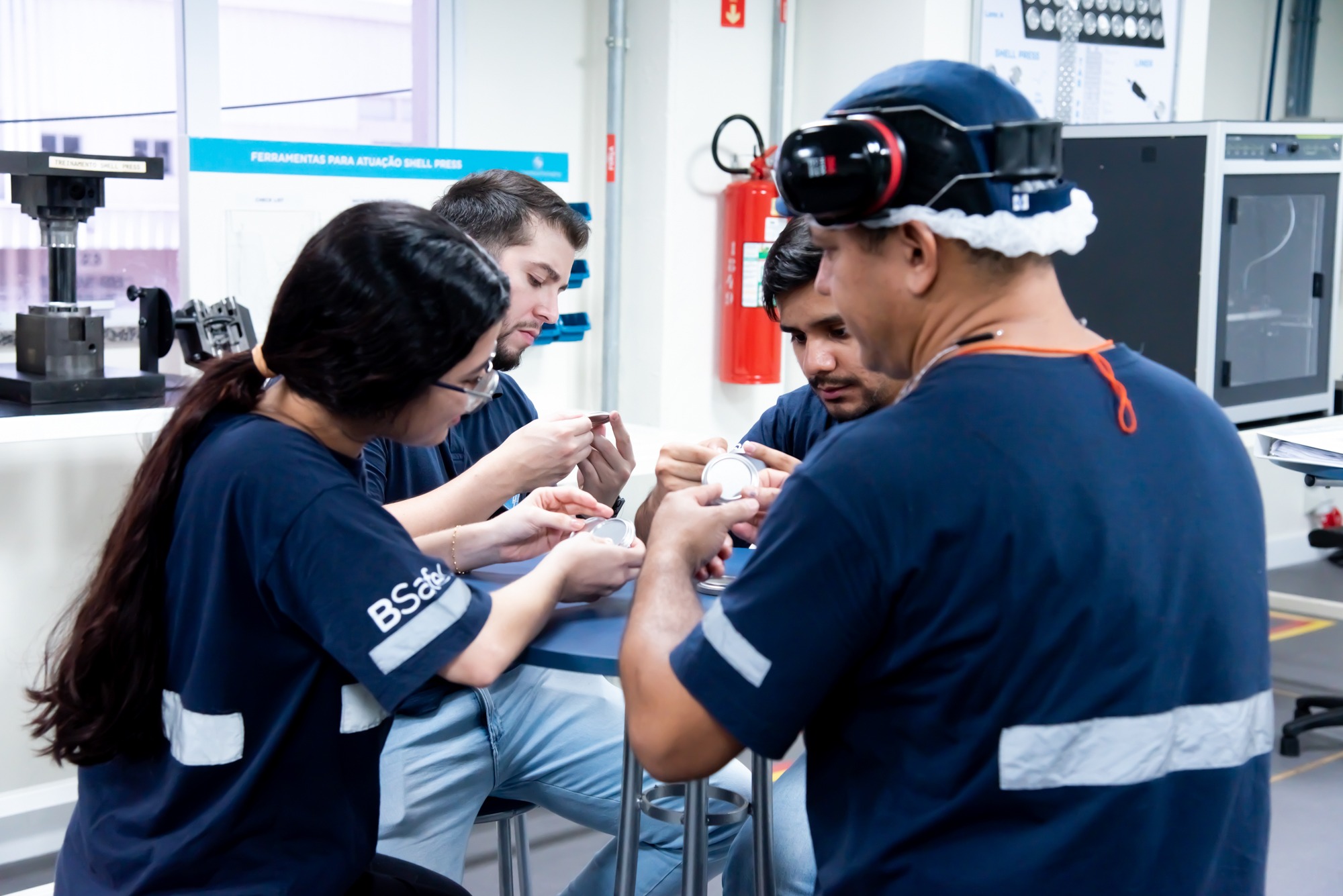 De estagiários a gerentes, empresa oferece empregos em Manaus