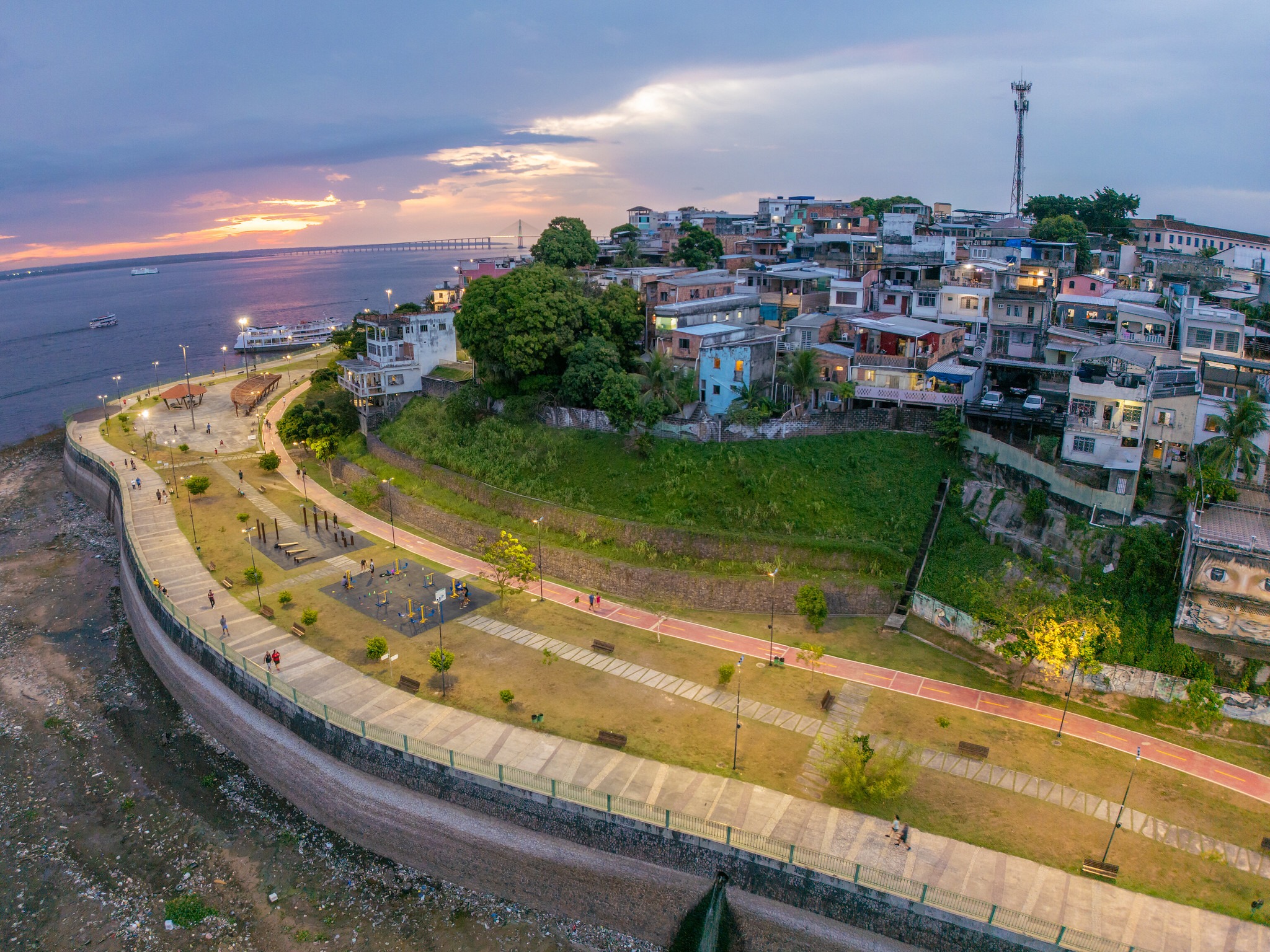 Parque Rio Negro abre programação gratuita com música, teatro e circo