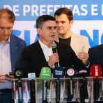 David Almeida lidera encontro por justiça fiscal e novo pacto federativo