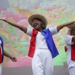 Idosos vivenciam tarde cultural com espetáculo de ‘O Quebra-Nozes’