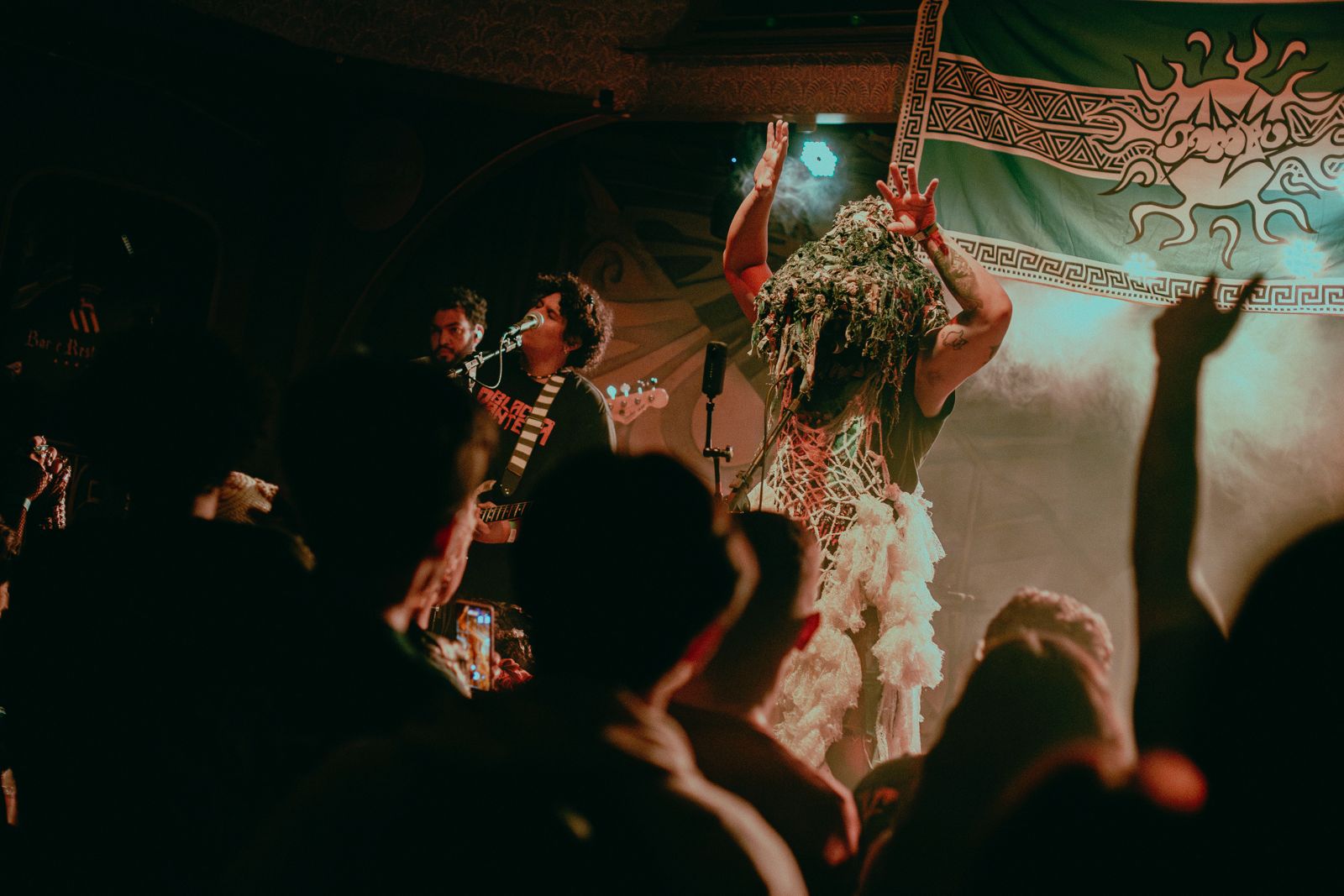 Banda Jambu avança e é indicada ao Prêmio TMDQA! 2025