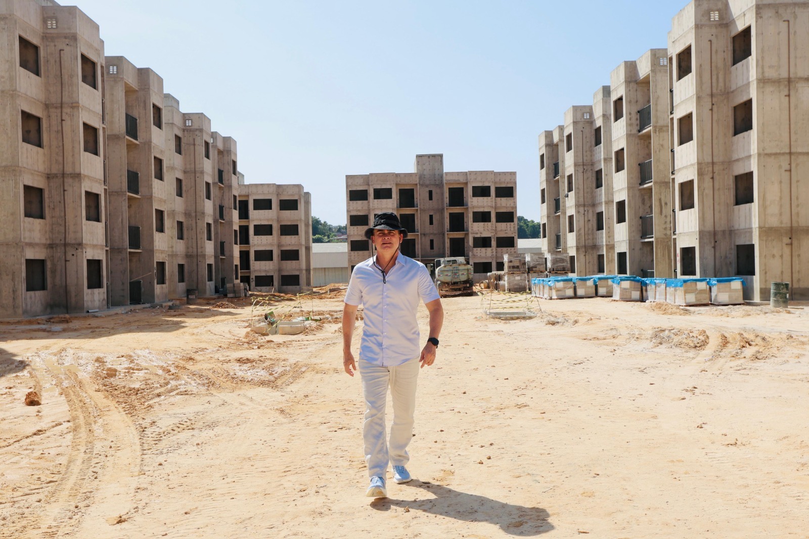 Parque das Tribos: 576 moradias semimobiliadas terão documentação completa