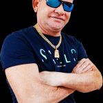 Show ‘Seresta do Rei’ anima noite de arrocha em Manaus