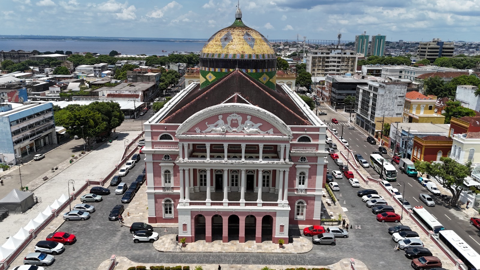 Manaus volta ao top 6 das maiores economias do país e lidera nas regiões Norte, Nordeste e Sul