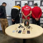 Criminosos armados causam pânico em concessionária e 4 acabam presos em Manaus