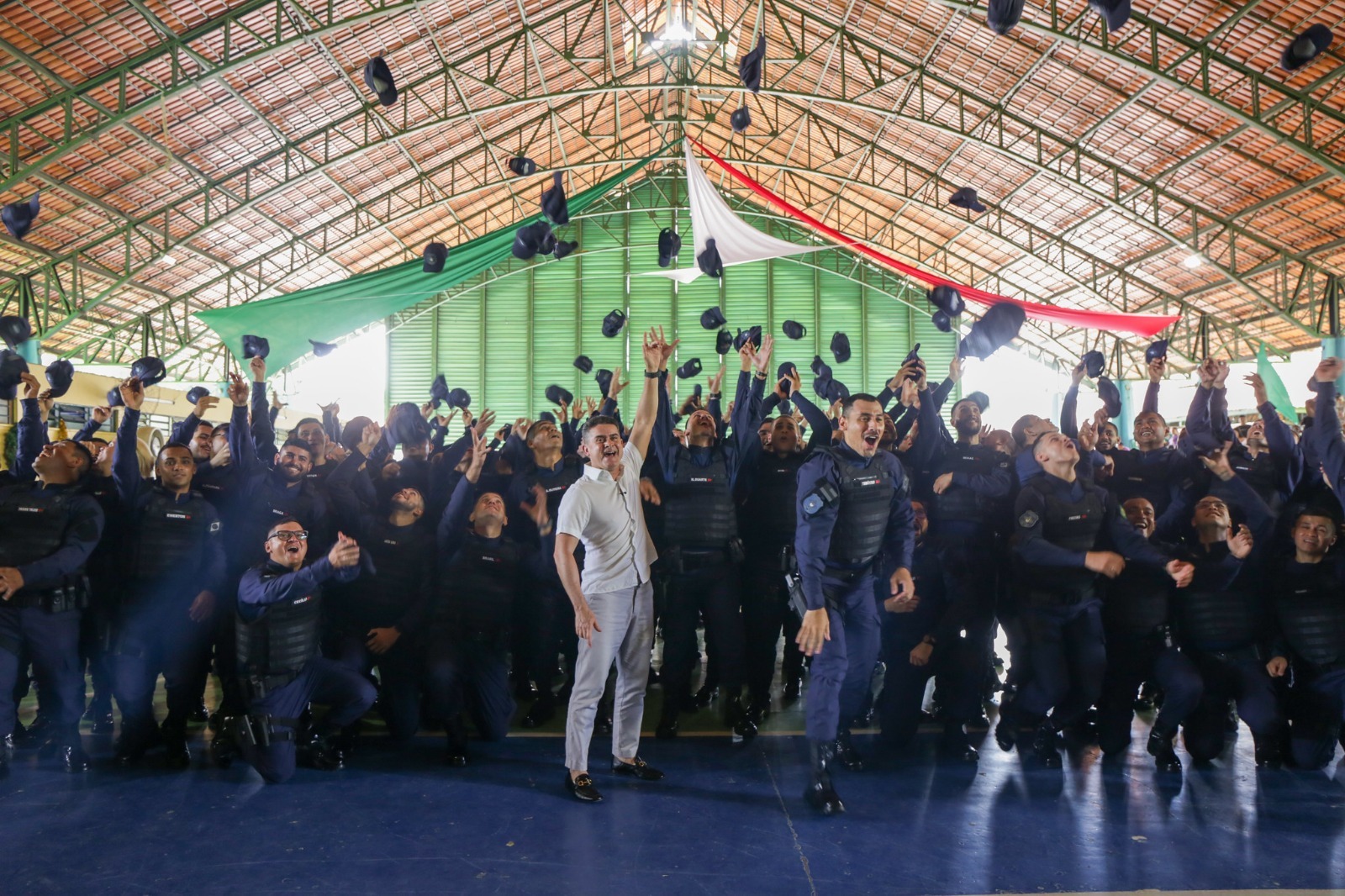 David Almeida apresenta 127 novos guardas municipais e lança operação ‘Boas Festas’