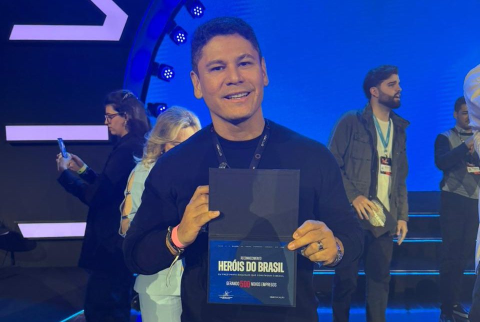 Empresário do Amazonas recebe troféu “Heróis do Brasil” por gerar mais de 500 empregos