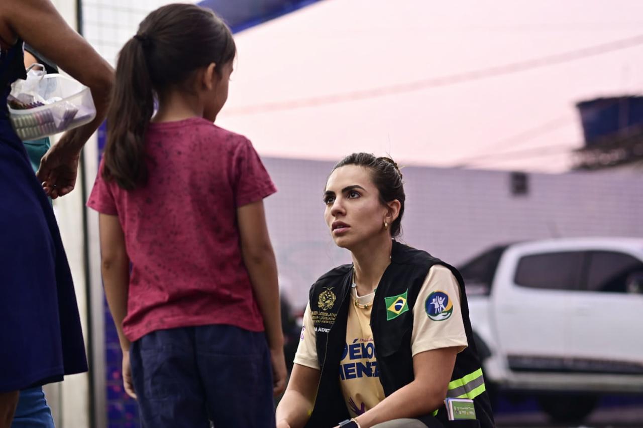 Débora Menezes aprova 54 leis e fortalece políticas de proteção à infância no Amazonas