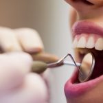 Falsa dentista é presa após aplicar golpes em Manaus