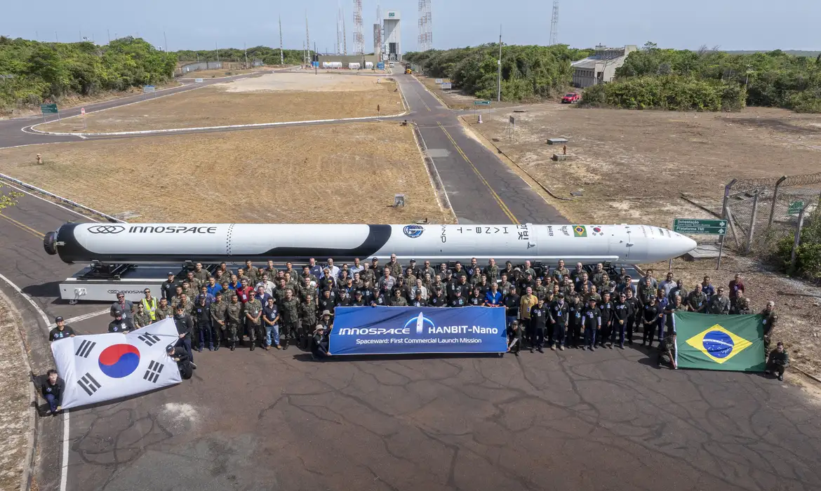 Saiba mais sobre 1º lançamento comercial de foguete no Brasil