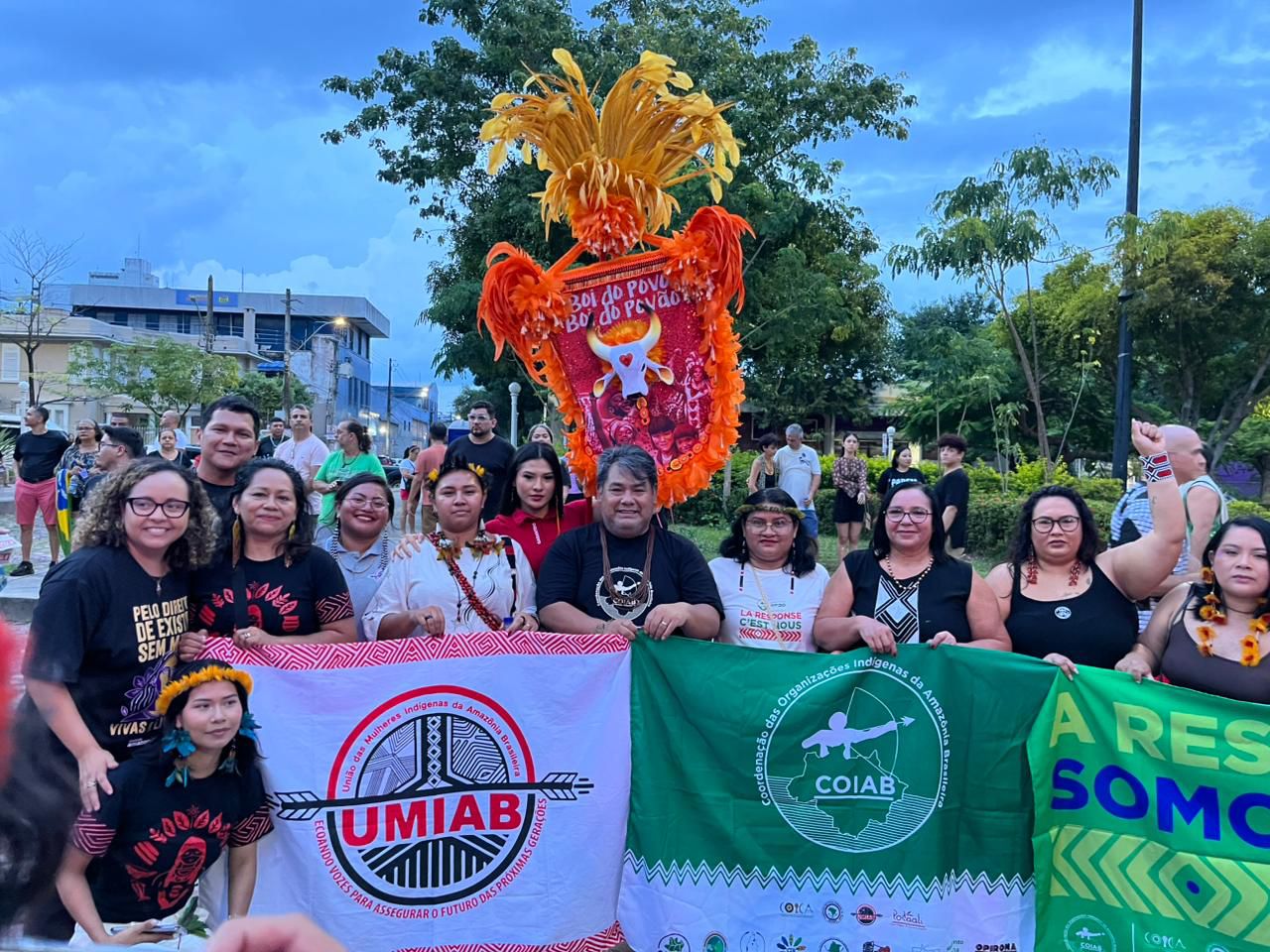 Boi Garantido participa de mobilização nacional contra o feminicídio