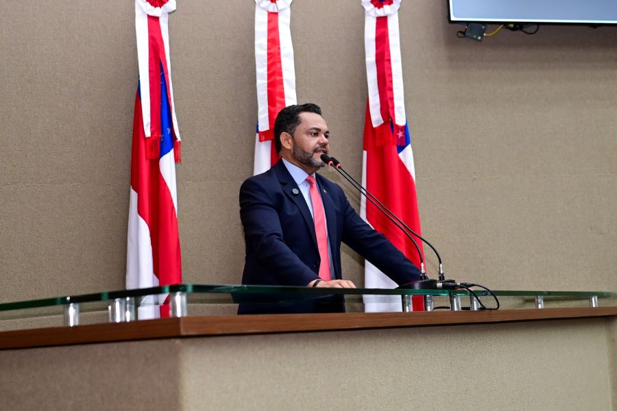 ‘Violência contra a mulher se combate’, diz deputado Rozenha