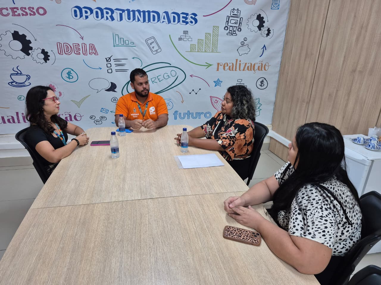 Prefeitura de Manaus firma parceria estratégica e abre mais de 500 vagas na navegação