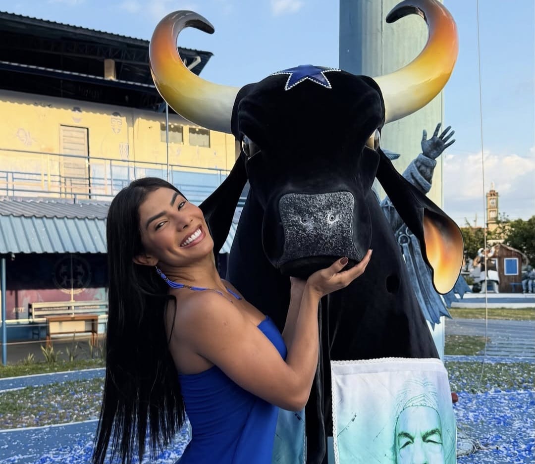 Marciele Albuquerque é recebida com festa em Parintins