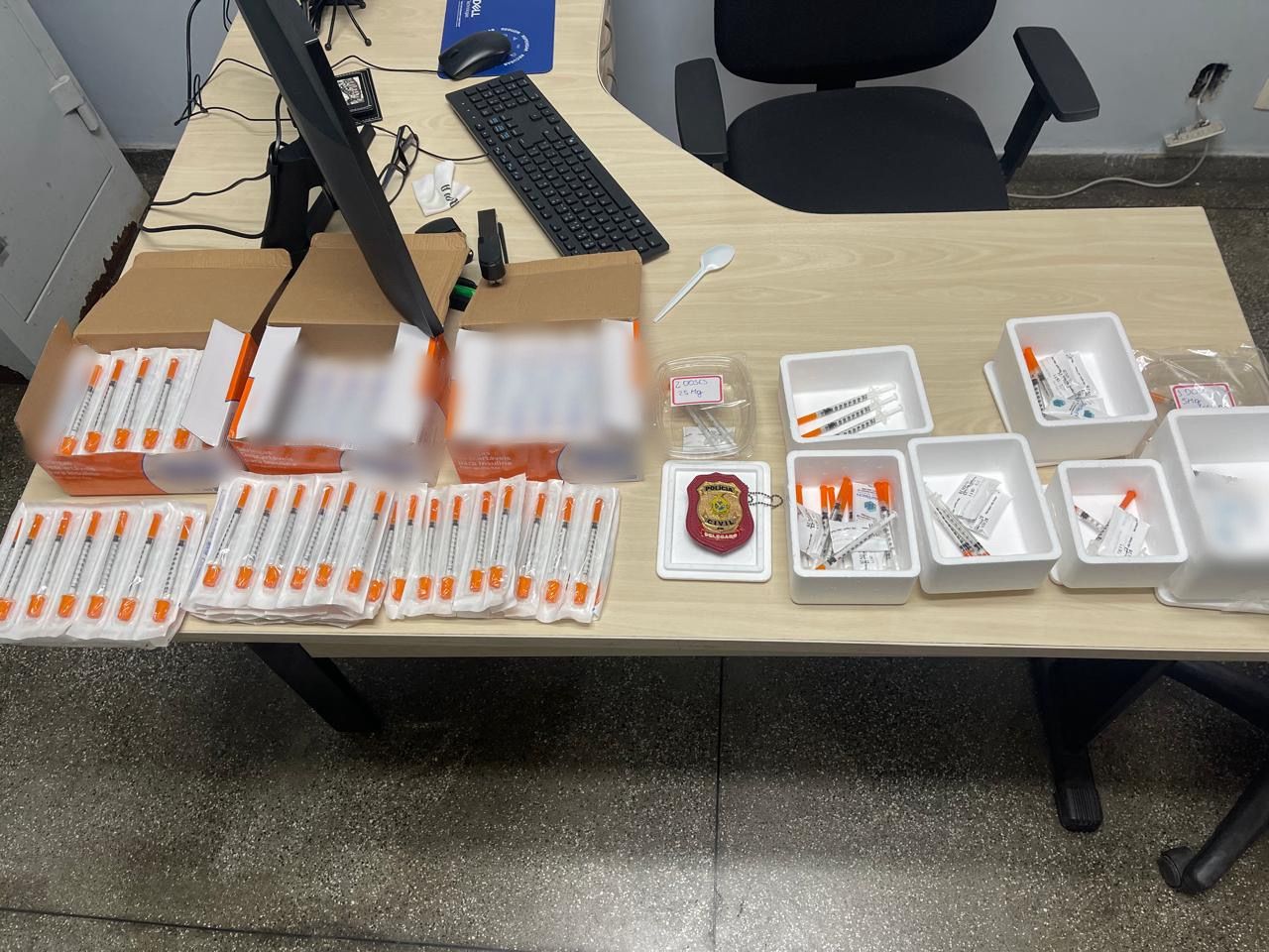 Duas mulheres são presas por esquema ilegal de medicamentos em Manaus