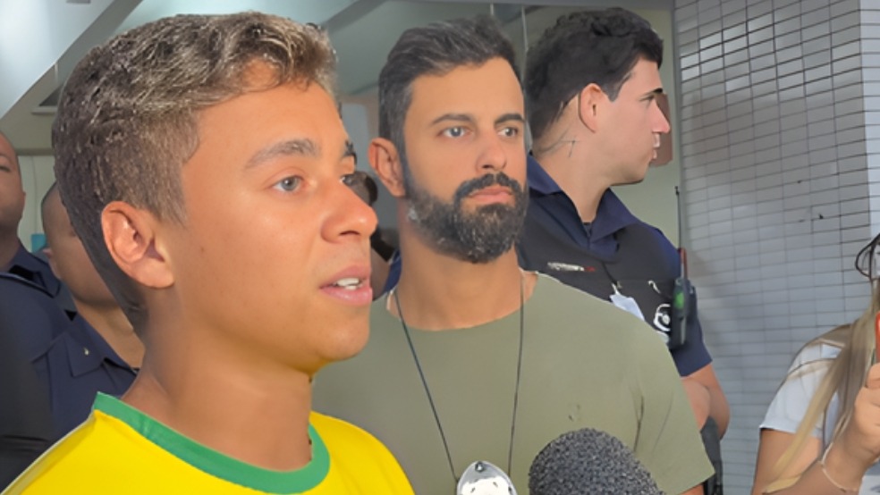 Nikolas ferreira visita apoiadores-capa