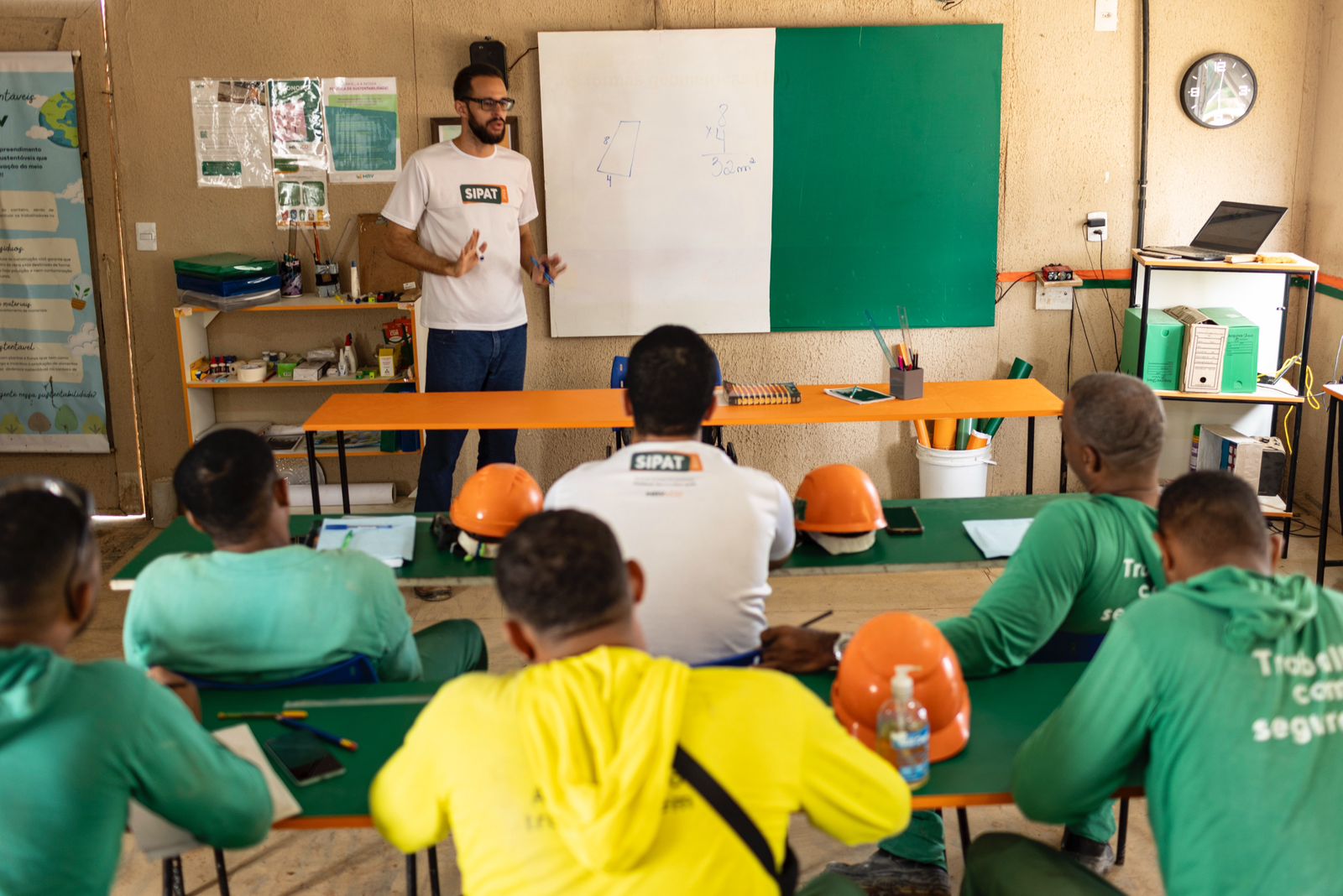 Escola Nota 10 amplia alcance na MRV e transforma educação em motor de impacto social
