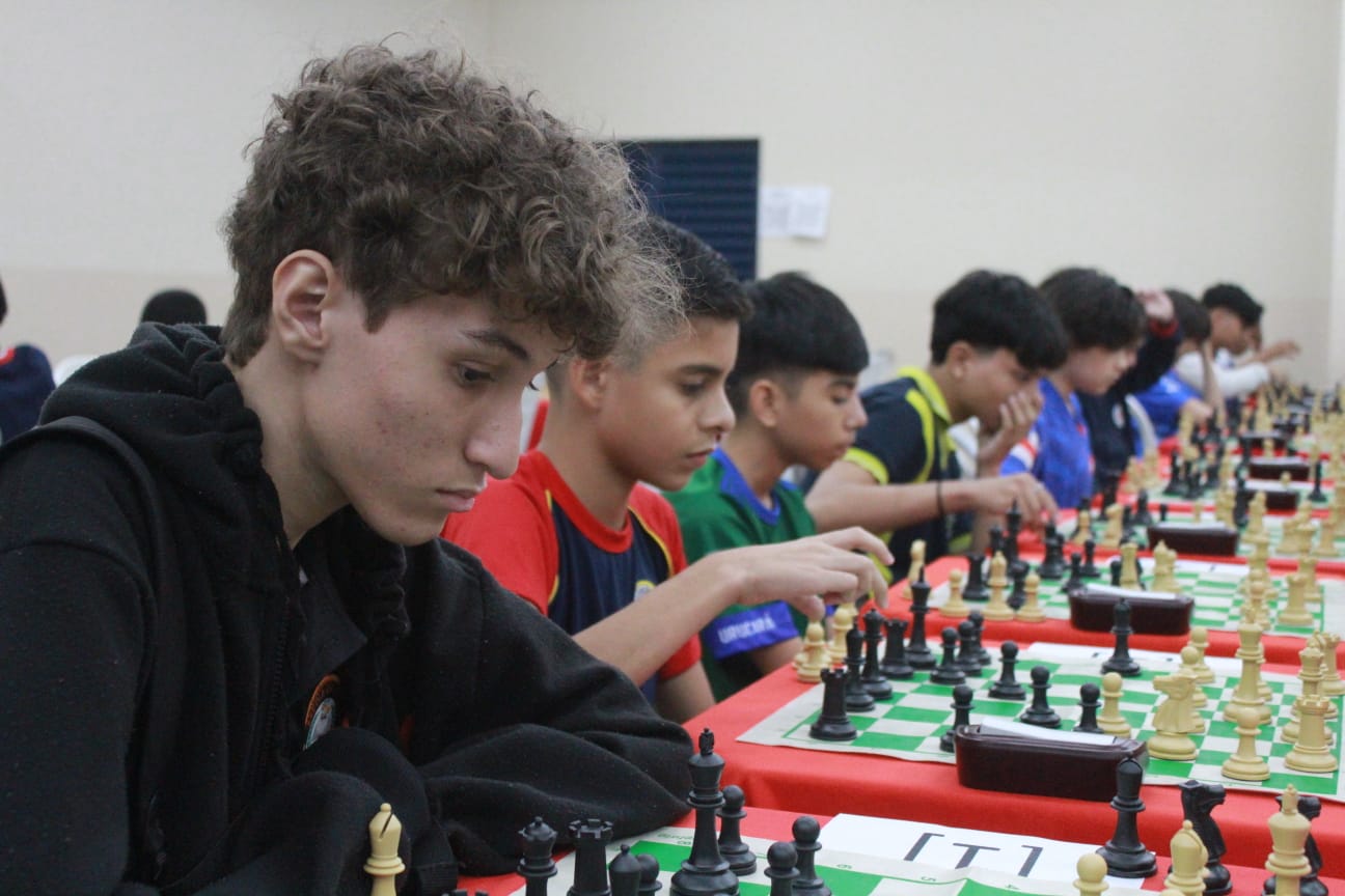 Festival Amazonense de Xadrez 2026 reúne crianças e jovens em Manaus