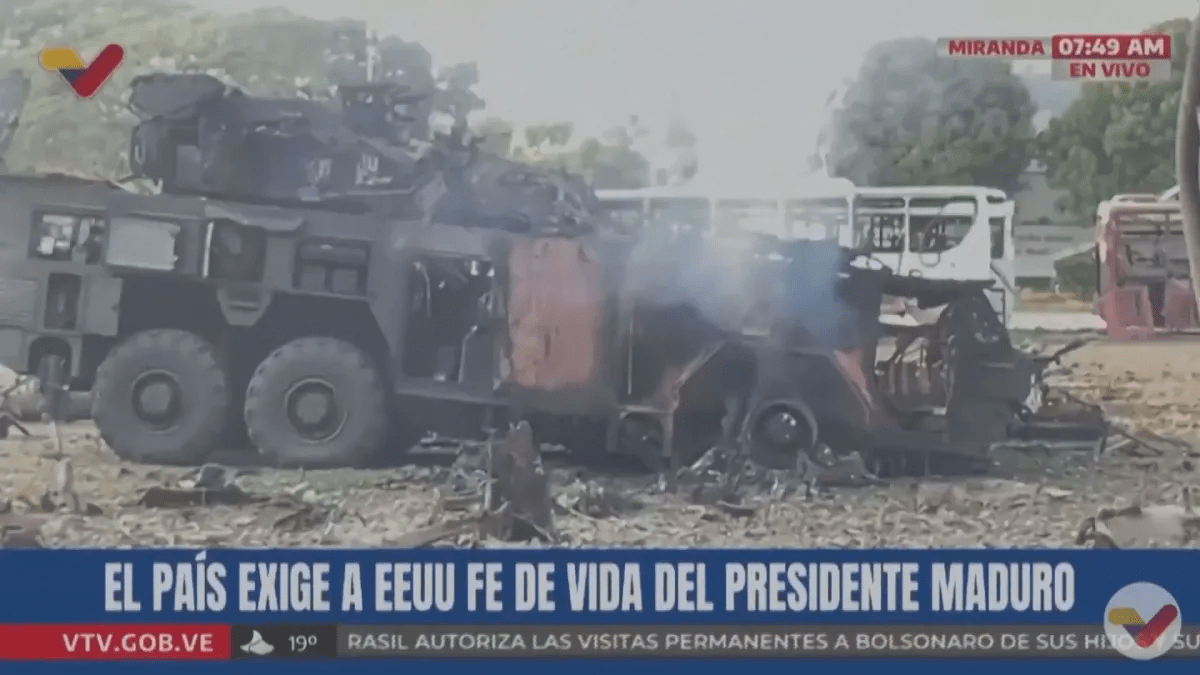 Vídeo mostra veículos carbonizados após ataque dos EUA na Venezuela