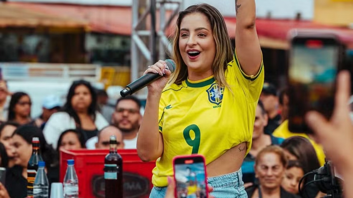 Jú Marques grava DVD gratuito em Manaus com Calcinha Preta e Klessinha