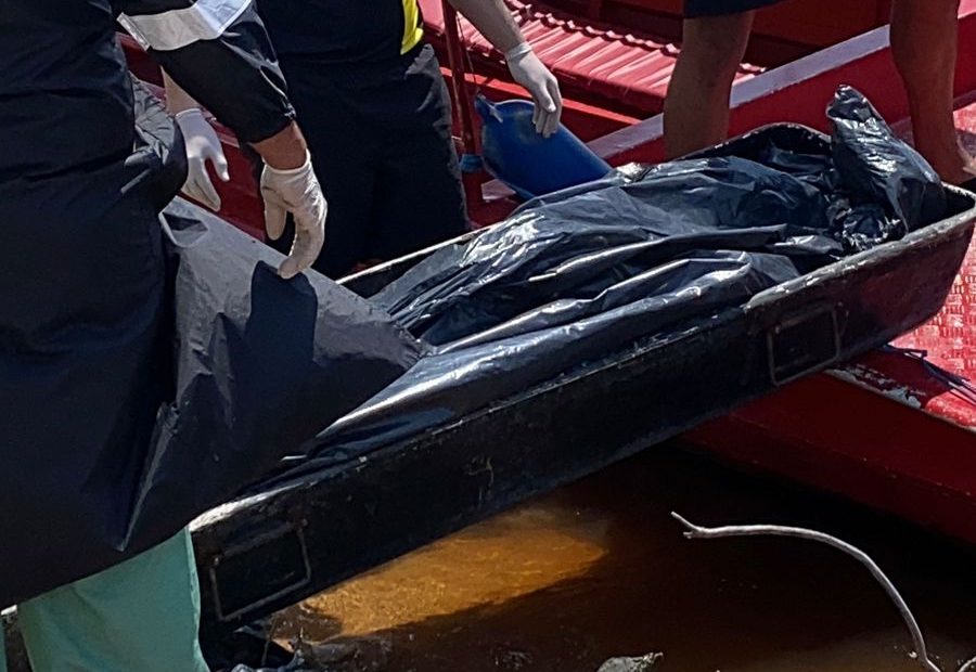 ‘Jogava com os vermes’, diz bilhete deixado ao lado de corpo em Manaus