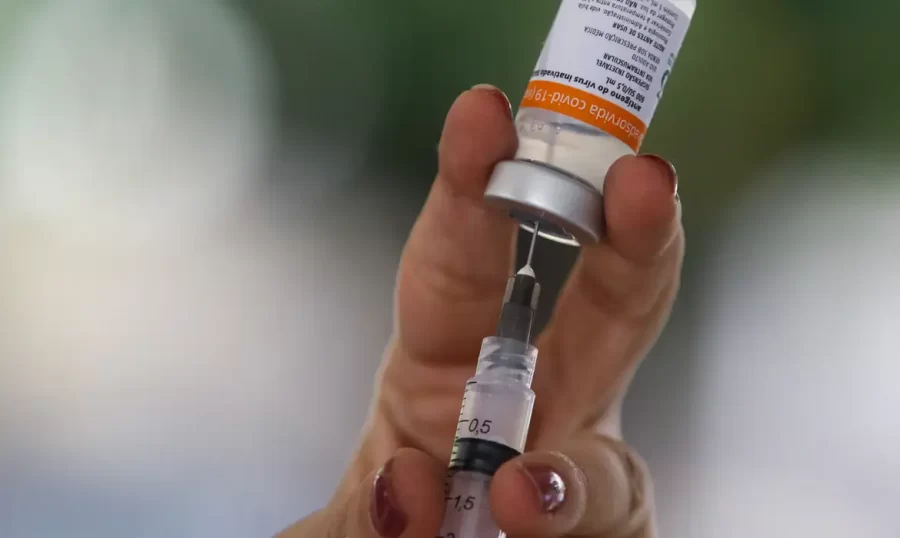 Anvisa atualiza vacinas contra covid-19 para novas variantes