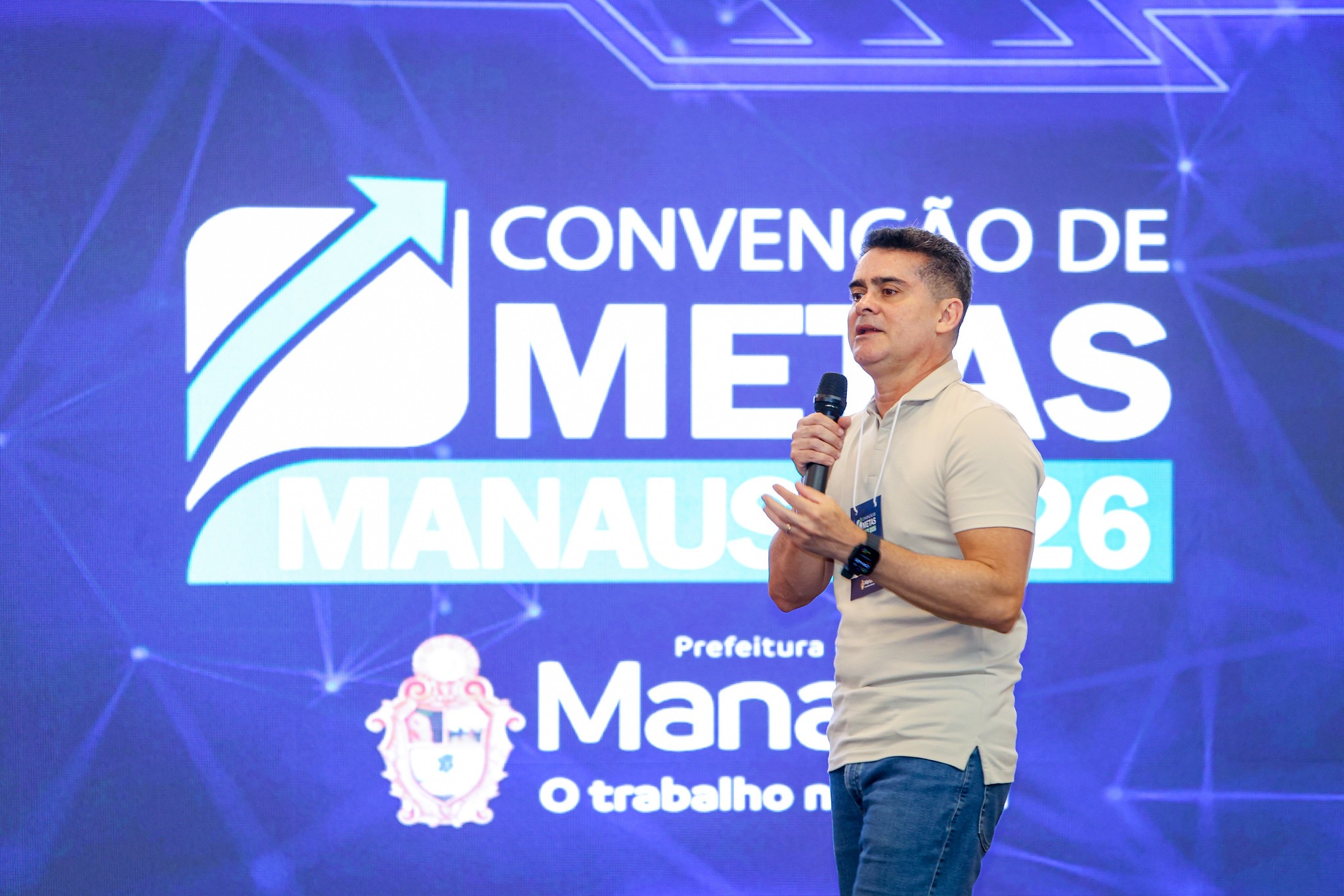 David Almeida pactua metas 2026 com inteligência artificial em Manaus
