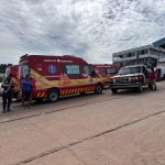 Bombeiros montam força-tarefa após naufrágio no Encontro das Águas, em Manaus