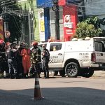 Morador de rua é preso com suposta bomba dentro de ônibus no Centro de Manaus