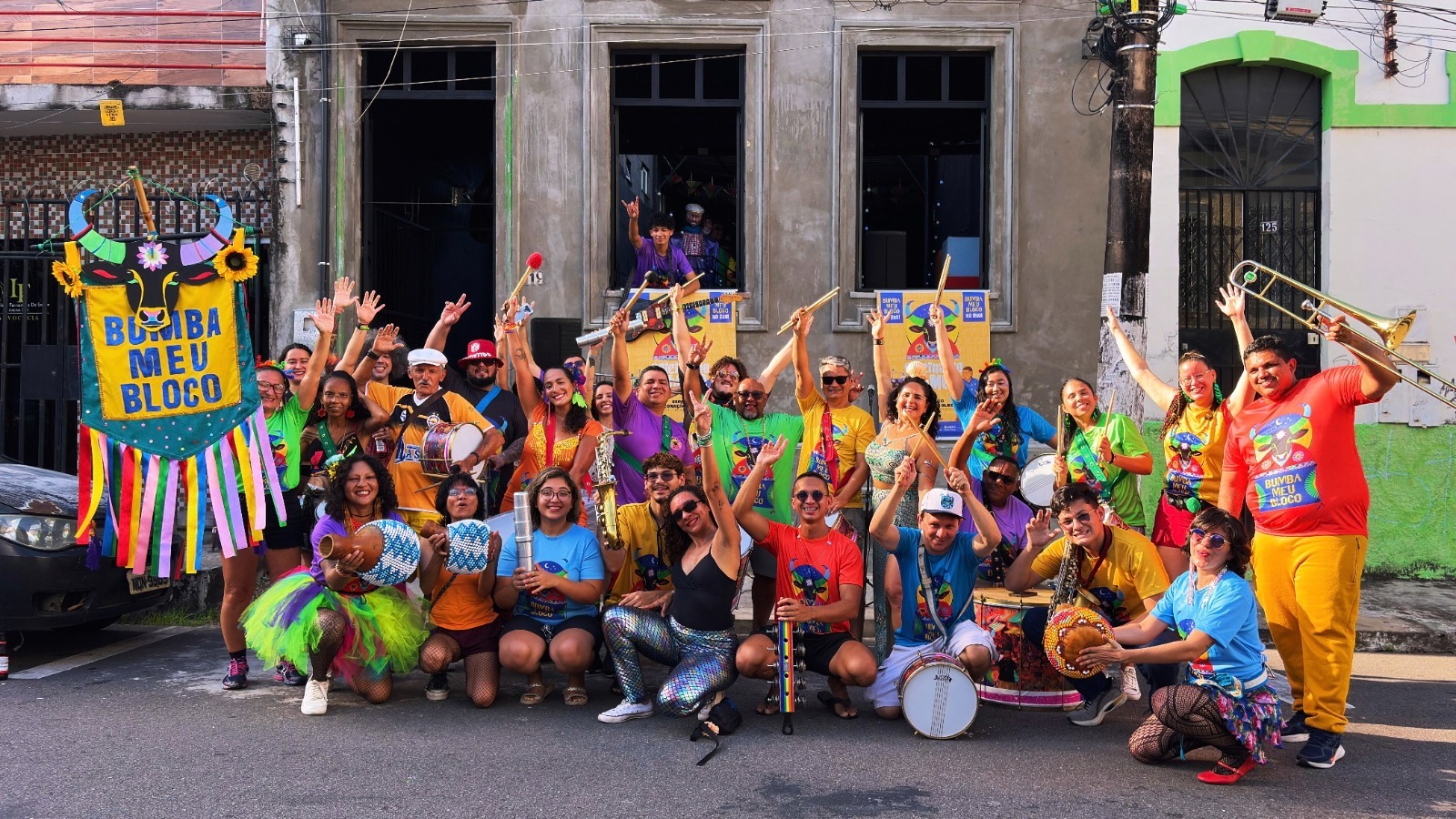 Festa na Praça tem edição de Carnaval em shopping de Manaus