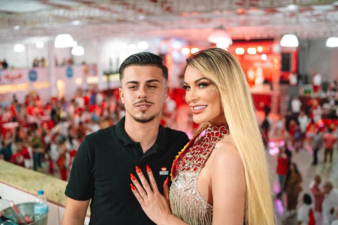 Andressa Urach faz cirurgia íntima e volta a ser ‘virgem’ antes do casamento