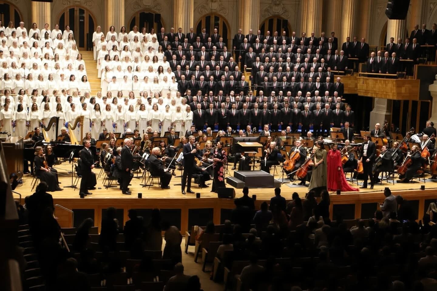 Coro do Tabernáculo celebra centenário da Igreja na América do Sul