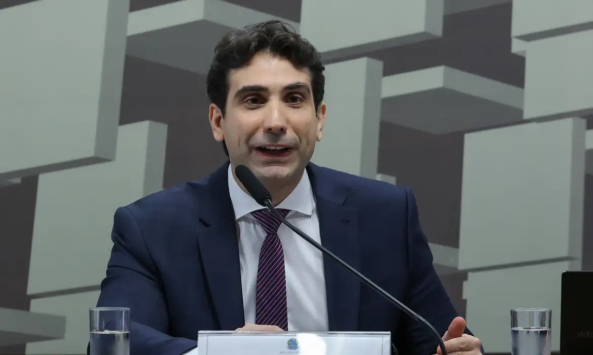 Brasil está mais preparado para choque do petróleo, diz BC