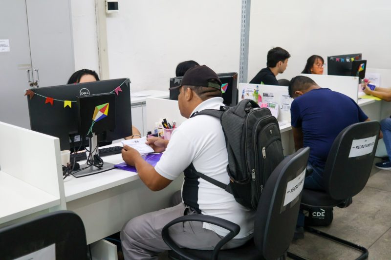 Confira mais de 300 vagas de emprego no Sine Amazonas