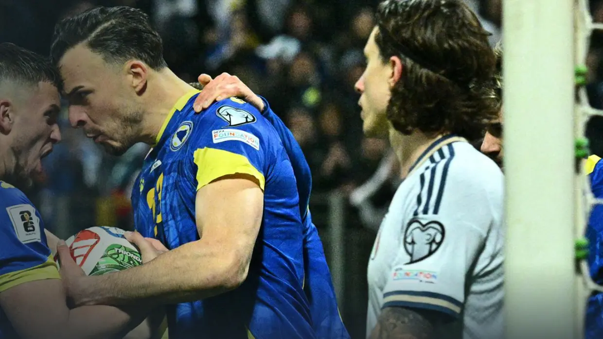 Itália perde para Bósnia nos pênaltis e fica fora da Copa do Mundo